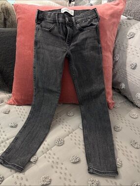 abercrombie kids Charcoal Gray Skinny Jeans